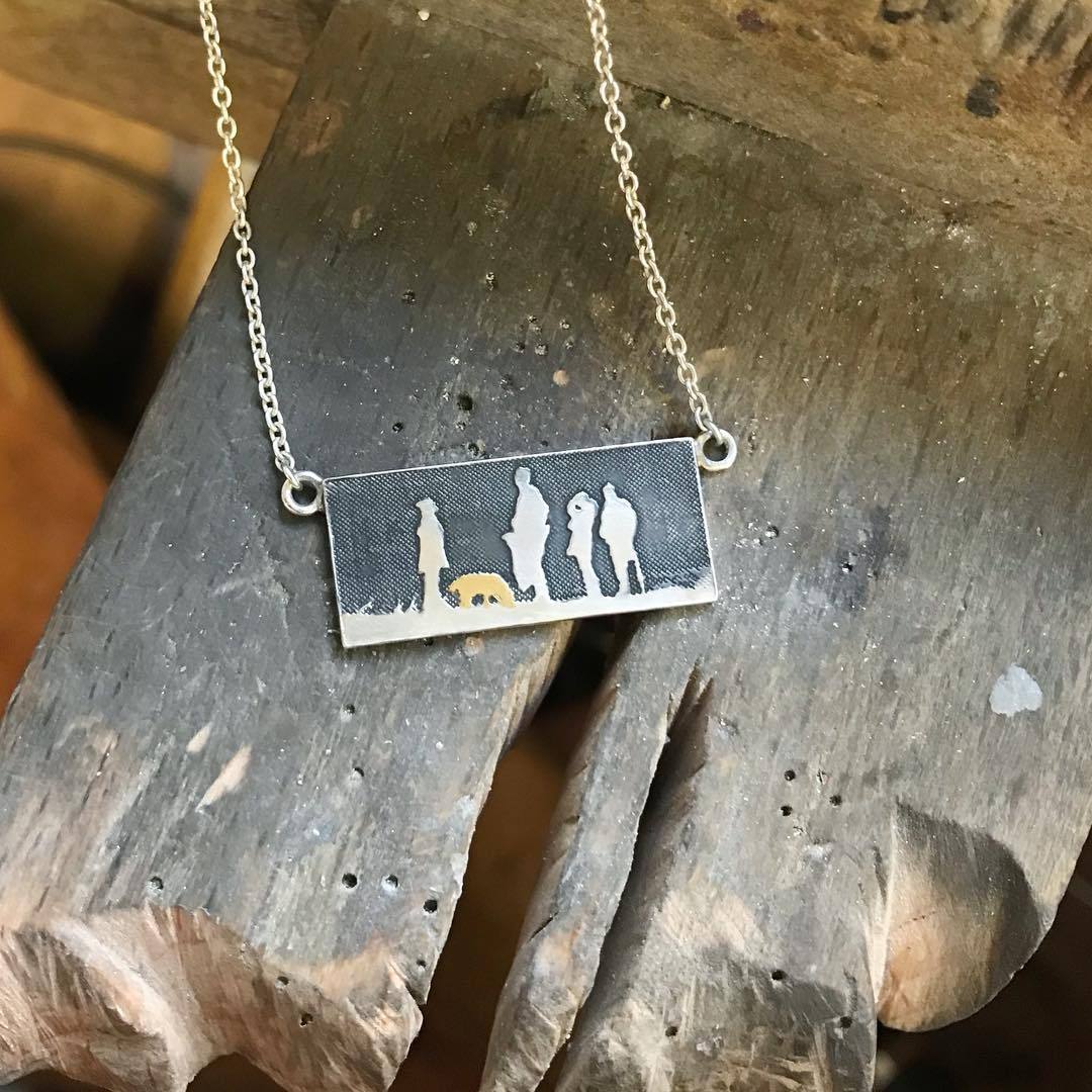 Personalised Photo Jewellery from photographs in silhouette style