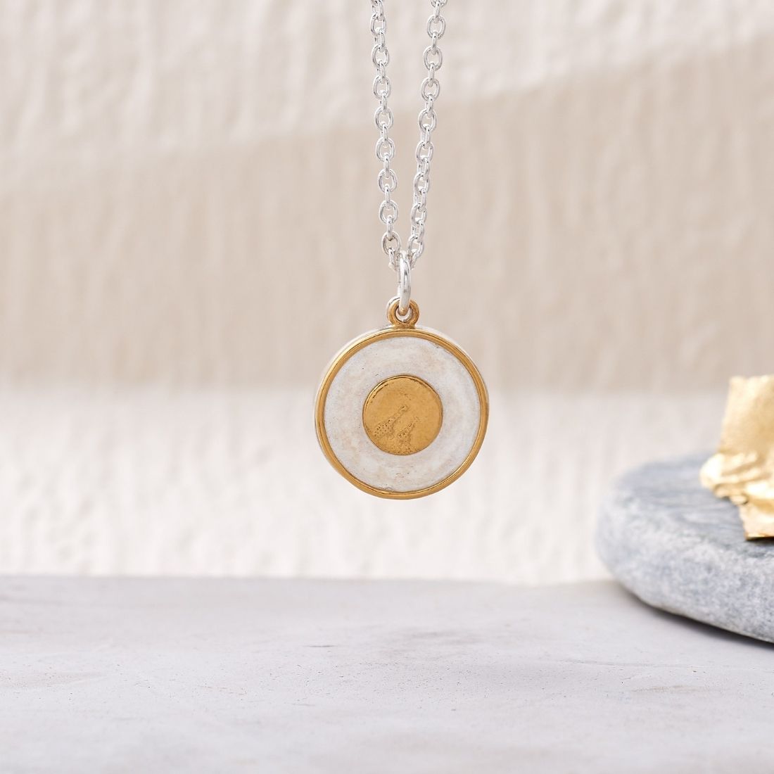 Giraffe Lovers Photo Locket