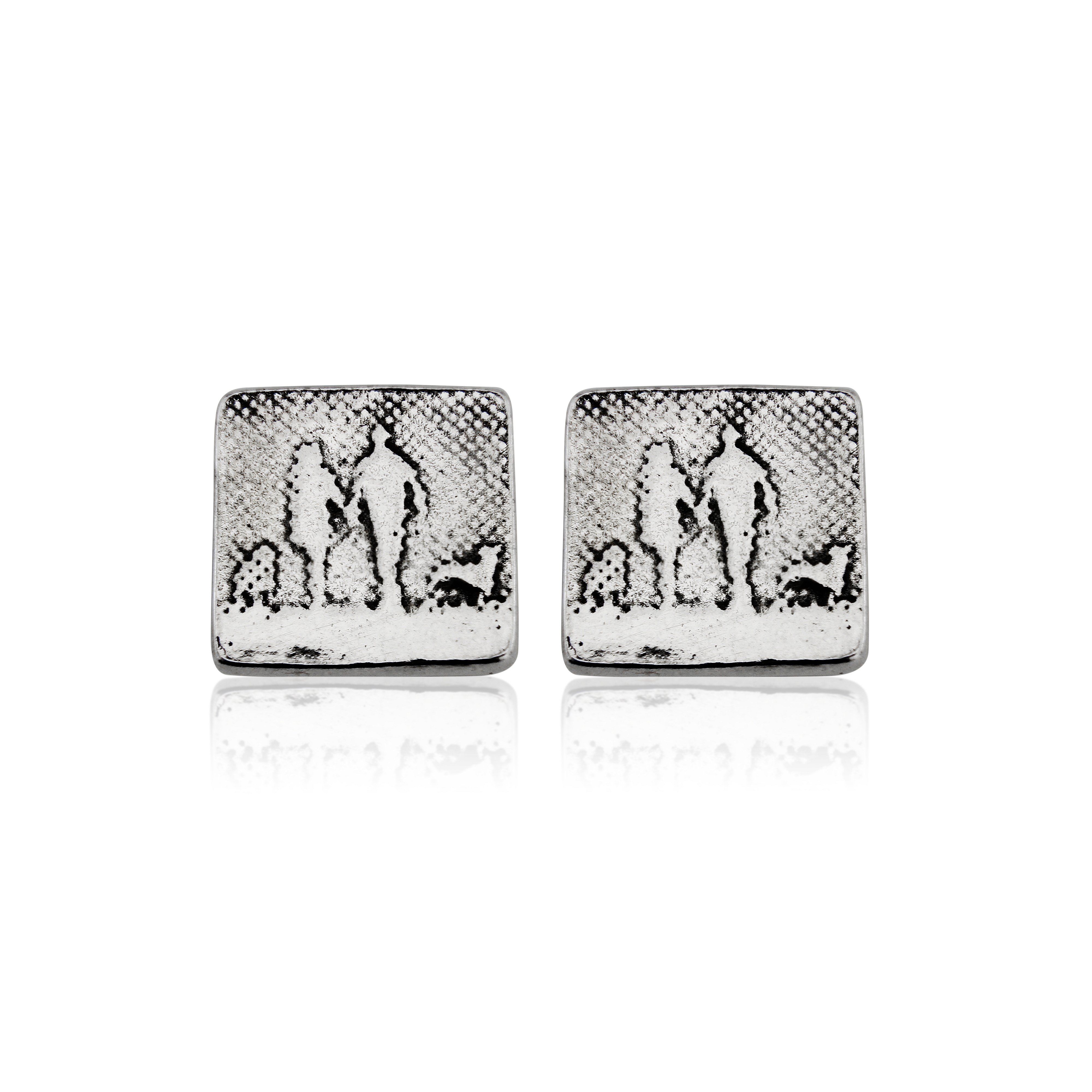 couple and two dogs stud earrings