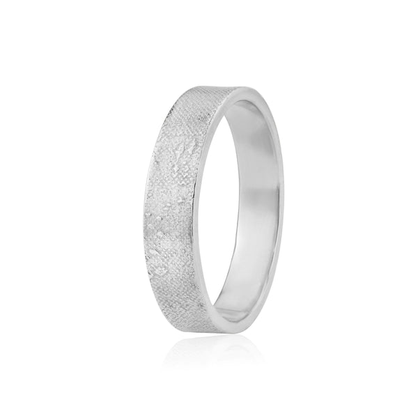 Gents 5mm Footprints in the Sand Wedding Ring in White Gold/Platinum