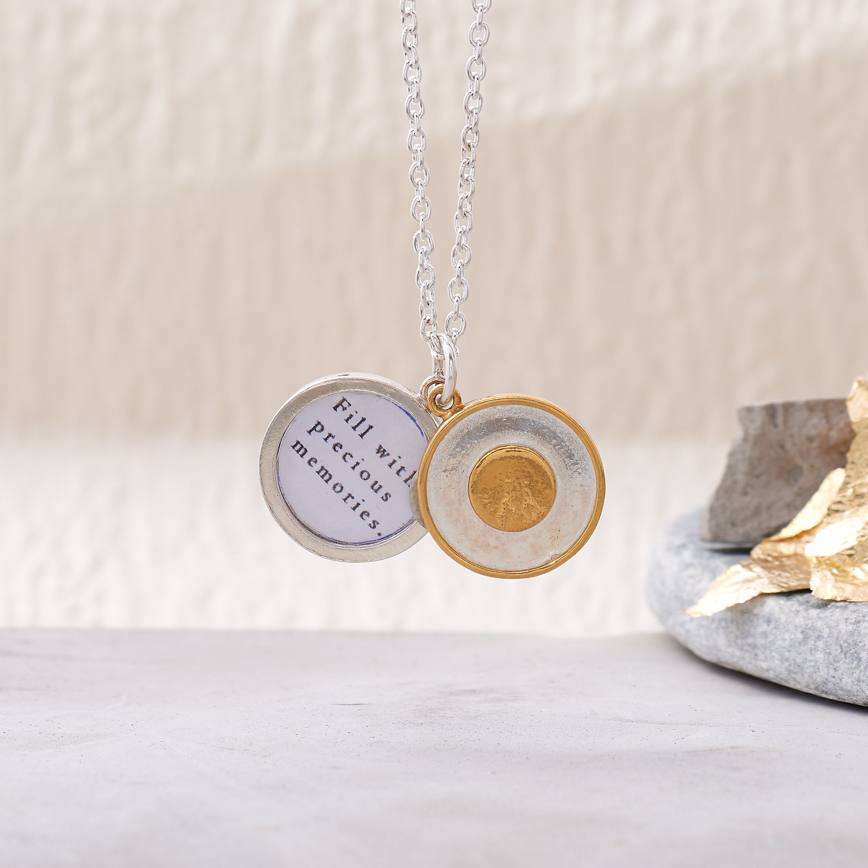 Giraffe Lovers Photo Locket