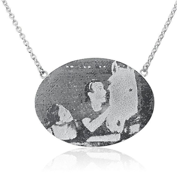 Personalised Oval Photo Necklace (landscape)
