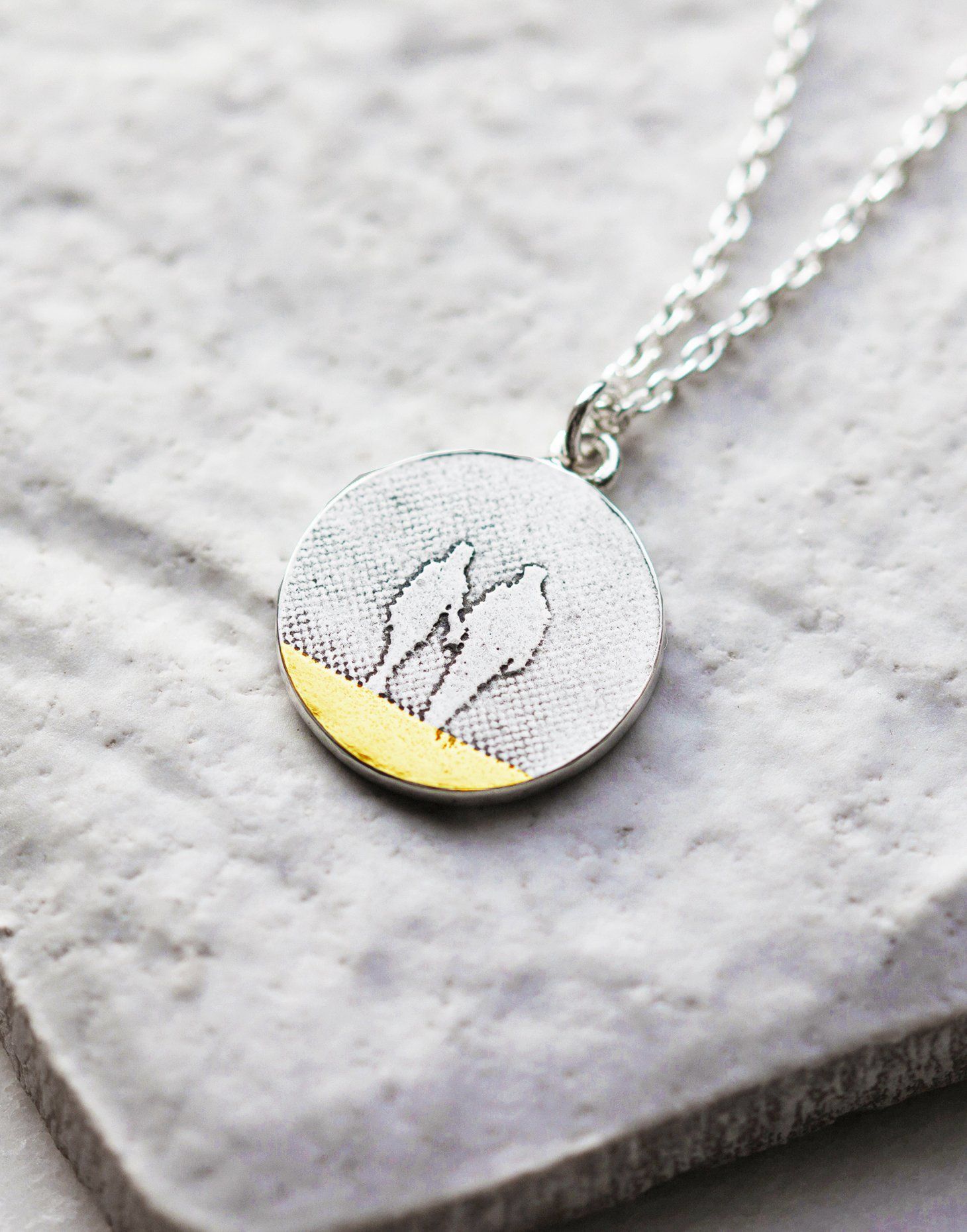 Round Beach Couple Necklace